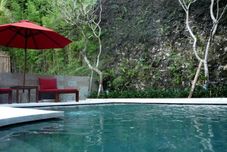 Swimming Pool 21 Lodge