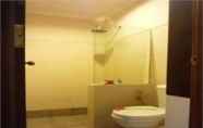 Toilet Kamar 4 21 Lodge 