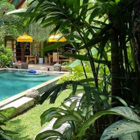 กรีน ชากา วิลล่า 1, โรงแรม & ที่พัก Soori Dog Grooming