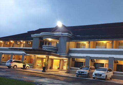 外部的 Ramayana Hotel & Restaurant Tasikmalaya