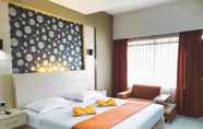 Bedroom 3 Ramayana Hotel & Restaurant Tasikmalaya