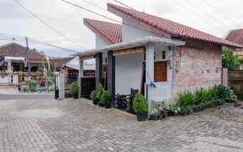 Exterior 4 Standard Room at Dini Homestay