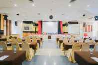 Dewan Majlis Hotel Oval