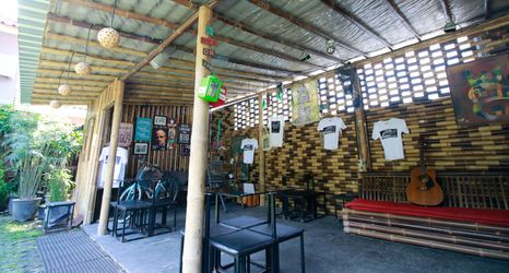 Lobby 2 La Tropicana by Venezia Homestay