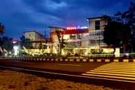 Luar Bangunan Prima SR Hotel & Convention