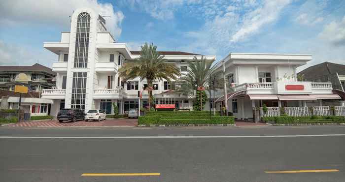 Luar Bangunan Agung Mas Hotel Malioboro