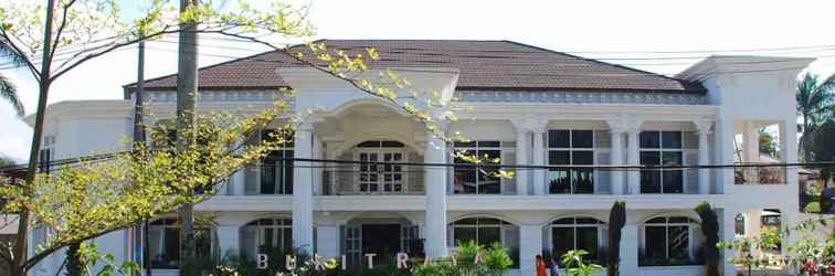 Lobby Talita Bukit Raya Hotel 