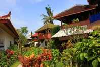 Lobby Ketut's Bungalows Lembongan