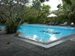 Kolam Renang 4 Bumas Hotel 