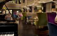 Bar, Cafe and Lounge 7 Hotel Gran Mahakam 