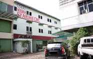 Bangunan 3 OYO 145 Wisma Syariah Cmc Near RS ARIA SENTRA MEDIKA