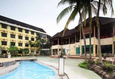 Swimming Pool 4 Dangau Hotel Kubu Raya