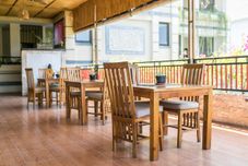 บาร์ คาเฟ่ และเลานจ์ Rantun's Place Nusa Dua