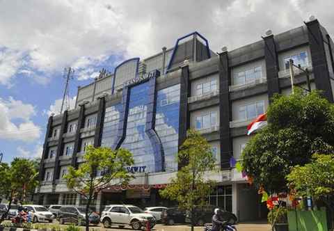 Exterior Grand Sawit Hotel Syariah Samarinda