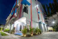 ภายนอกอาคาร Palm Garden Guesthouse Samarinda