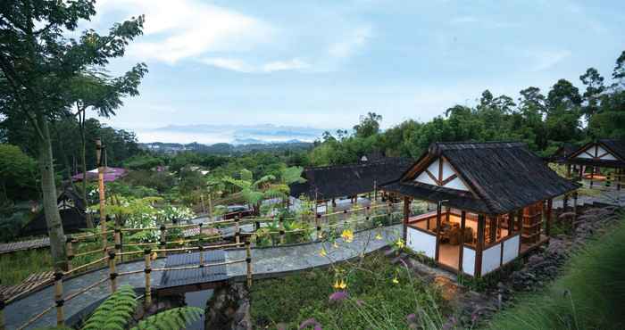 บาร์ คาเฟ่ และเลานจ์ Dusun Bambu Resort