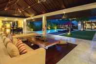 Common Space Chandra Bali Villas