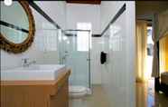 Toilet Kamar 3 Dim House