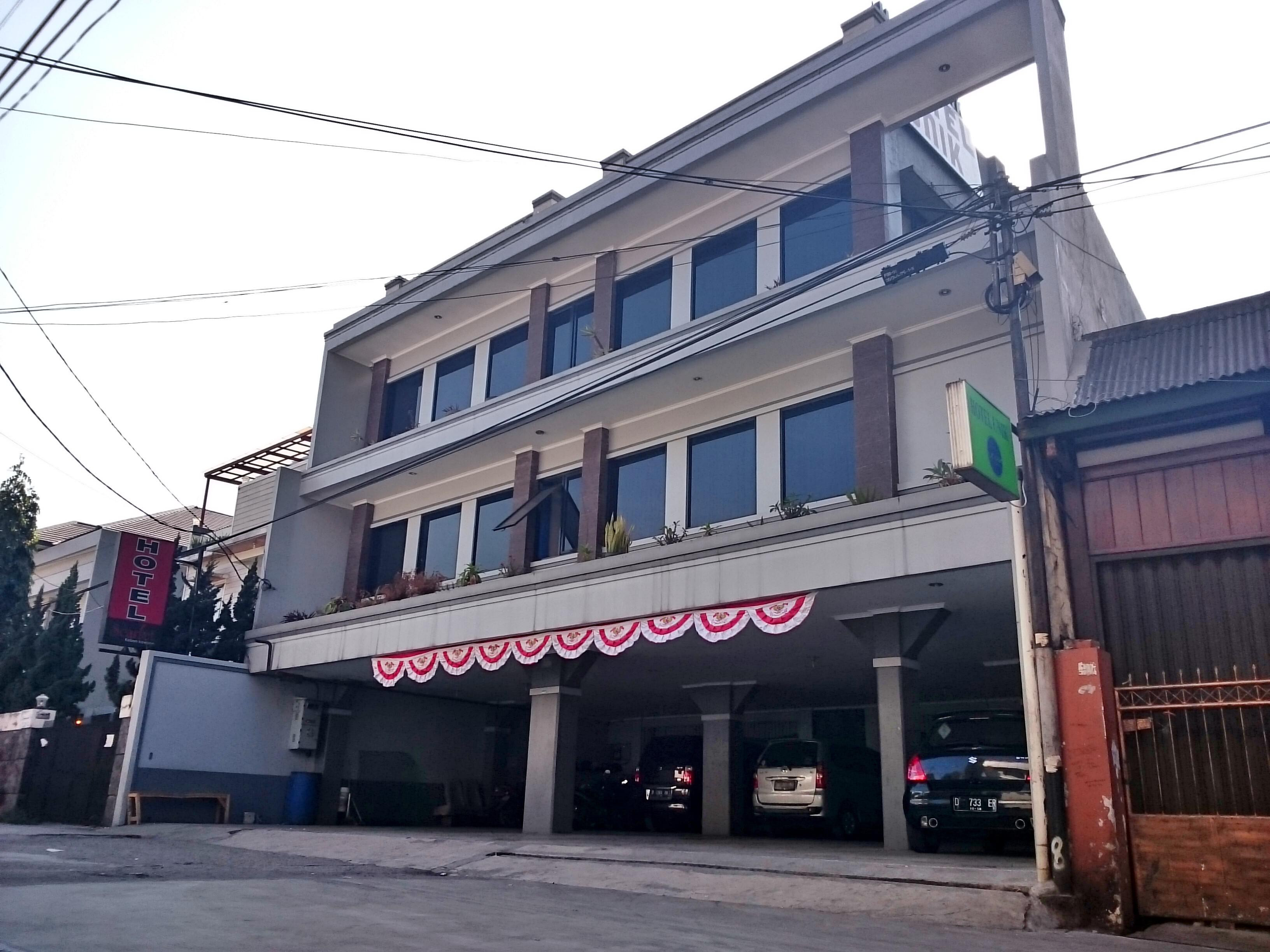 Bên ngoài Unik Hotel