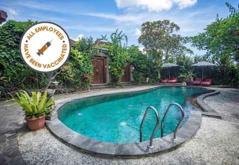 Swimming Pool Ladera Villa Ubud