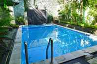 Swimming Pool Marinos Place