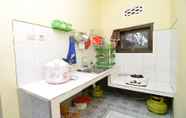 Kamar Tidur 2 Full House 3 Bedroom at Cahaya BB Homestay