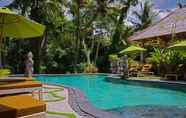 สระว่ายน้ำ 2 Mesari Hotel Ubud