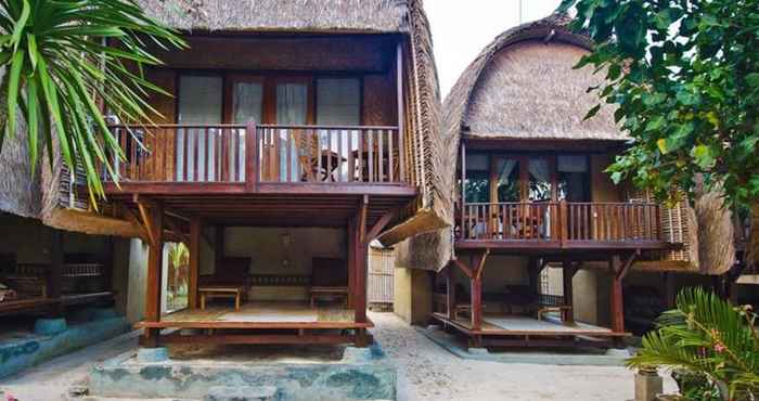 Exterior Lumbung Bali Hut