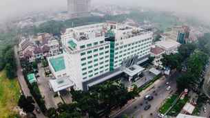 Hotel Emerald Garden, Rp 709.802