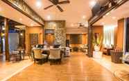 Lobby 7 Cattleya Pool Suite - Seminyak by Marbella