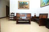 Common Space Puri Kusuma Guest House 