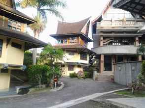 ภายนอกอาคาร 4 Sapadia Hotel & Cottage Parapat