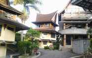 Exterior 6 Sapadia Hotel & Cottage Parapat