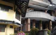 ภายนอกอาคาร 7 Sapadia Hotel & Cottage Parapat