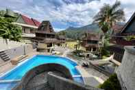 Swimming Pool Sapadia Hotel & Cottage Parapat