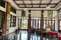 Lobi Sapadia Hotel & Cottage Parapat