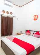 BEDROOM OYO 1323 Murni Homestay