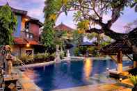 Swimming Pool Putu Bali Villa & Spa