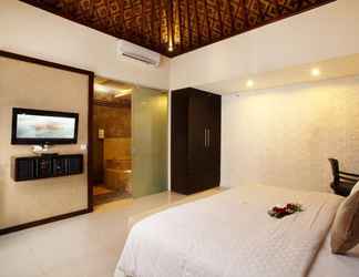 Bedroom 2 Putu Bali Villa & Spa