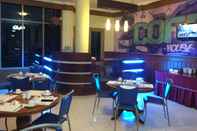 Bar, Kafe, dan Lounge Hotel Athaya