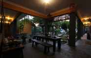 Restaurant 7 Guest House Rumah Wahidin Syariah