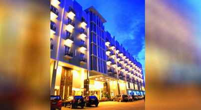 Bangunan 4 Orchardz Hotel Ayani Pontianak