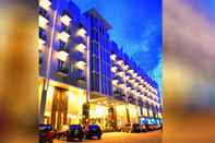 Exterior Orchardz Hotel Ayani Pontianak