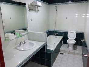 Toilet Kamar 4 Hotel Paradise Gorontalo