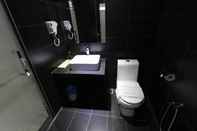 Toilet Kamar Hotel 99 Kuala Lumpur City