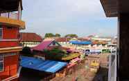 Nearby View and Attractions 7 Hotel Sinar Khatulistiwa