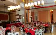 Restaurant 3 Scarlet Dago Hotel 