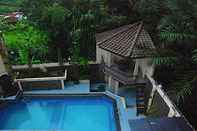 Swimming Pool Scarlet Bukit Pakar Hotel