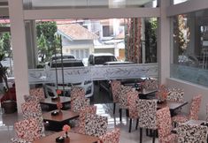 레스토랑 3 Scarlet Kebon Kawung Hotel