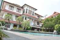 Kolam Renang Cilegon City Hotel